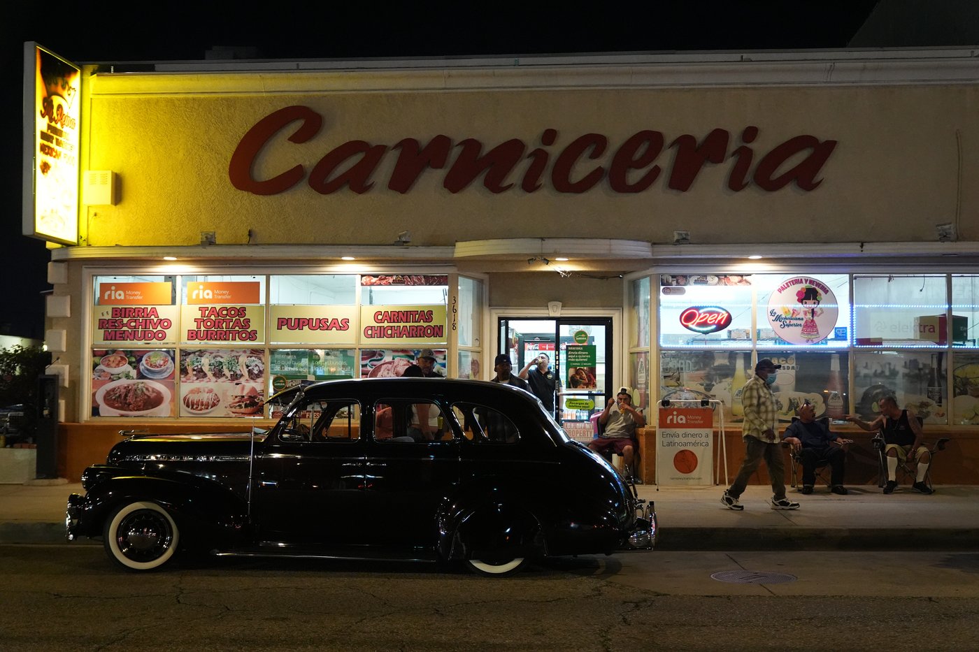 Low and slow, the enduring style of lowrider culture in photos | iNwheels
