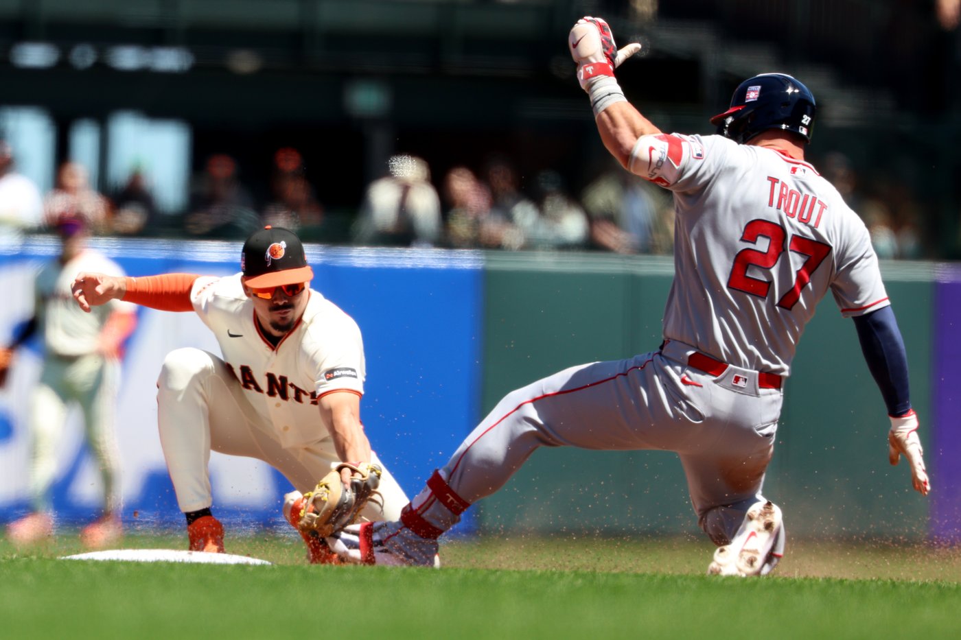 Trout's 1st 4-hit game since the 2021 season powers the Angels to a 4-3 win over the Giants | iNFOnews.ca