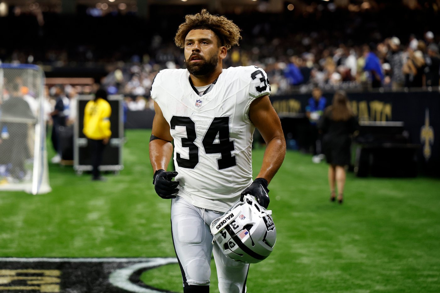 Old-school fullback position gets modern makeover for the few NFL teams that use it | iNFOnews.ca