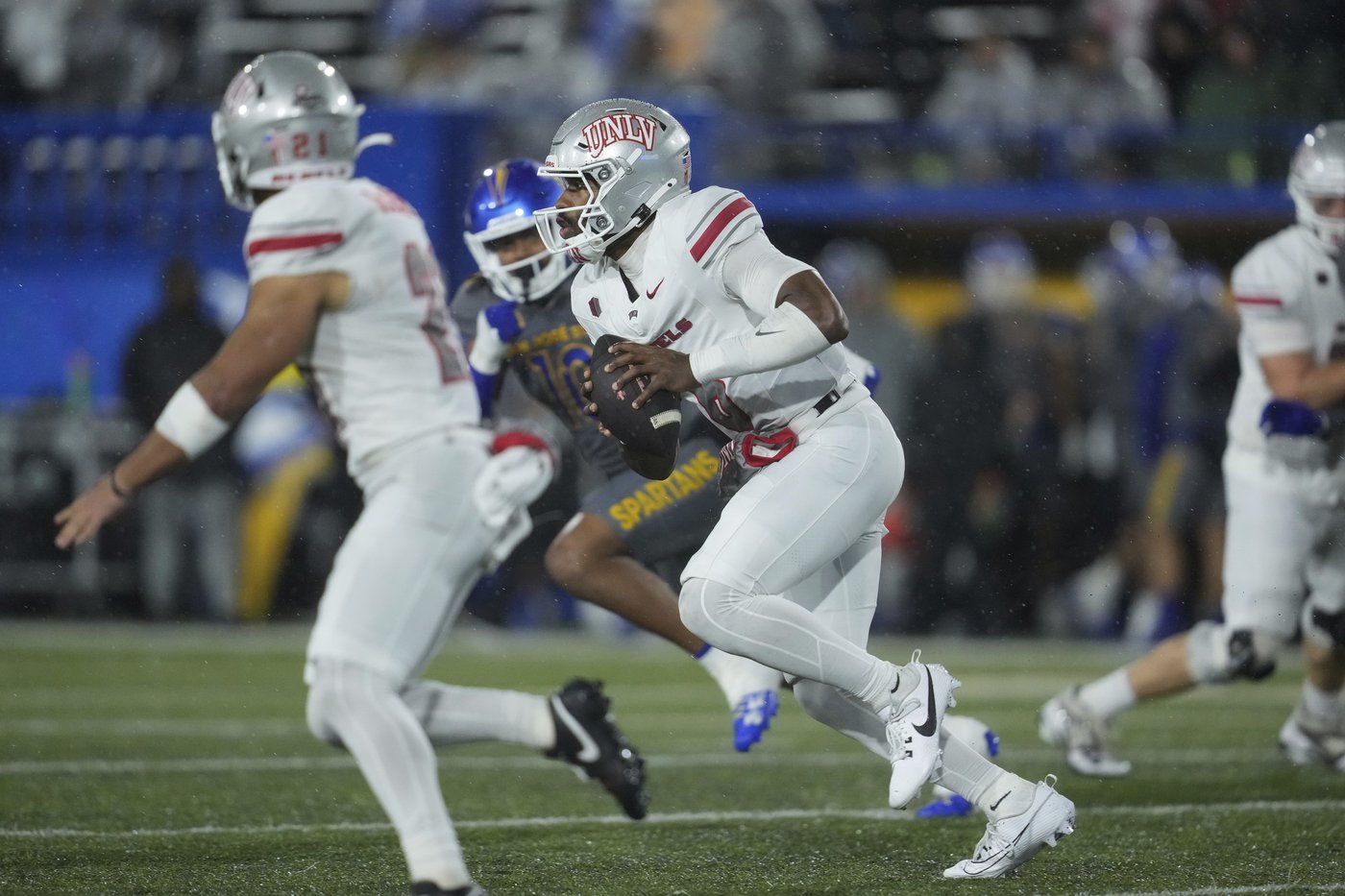 Jai'Den Thomas leads No. 23 UNLV to a 27-16 victory over San Jose State | iNFOnews.ca Jai'Den Thomas leads No. 23 UNLV to a 27-16 victory over San Jose State | iNFOnews.ca