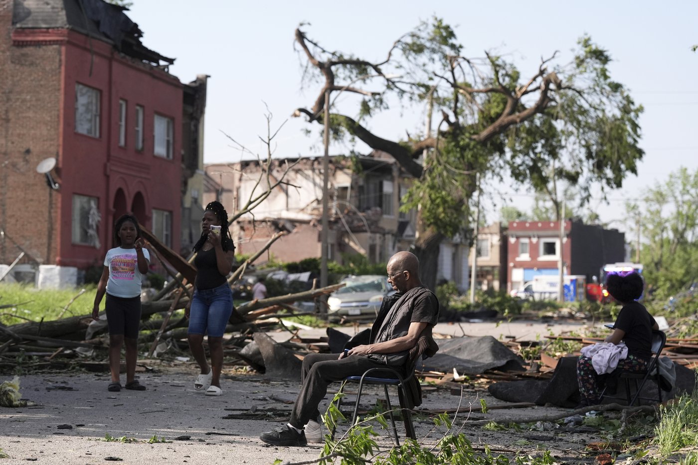 Severe Midwest weather leaves 9 dead in Kentucky | iNFOnews.ca