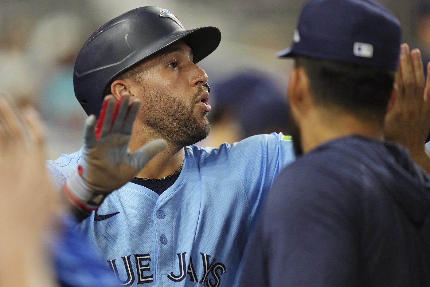 Bichette drives in winning run as Blue Jays hold off Marlins 7-6 in 12 innings | iNFOnews.ca