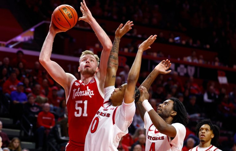 Rienk Mast's 26 points lead No. 9 Nebraska over Rutgers, 80-68 | iNFOnews.ca