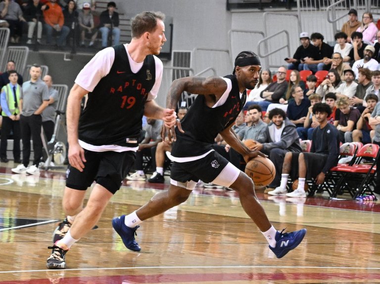 Kawhi Leonard held out of Raptors' pre-season game against Heat in Quebec City | iNFOnews.ca