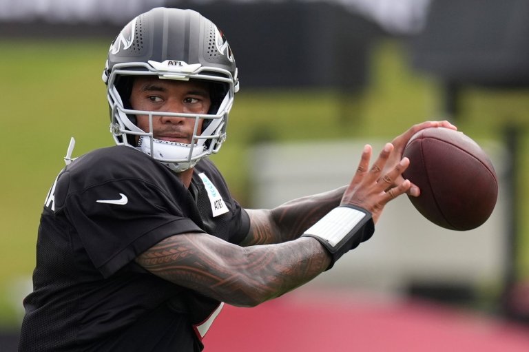 Tagovailoa to play at least first series with starters in Falcons' preseason opener against Broncos | iNFOnews.ca
