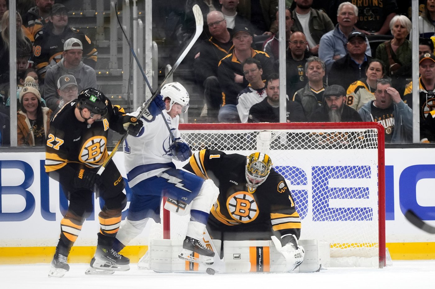 Emil Lilleberg scores late as Lightning beat Bruins 2-1; Boston clinches playoff spot later | iNFOnews.ca Emil Lilleberg scores late as Lightning beat Bruins 2-1; Boston clinches playoff spot later | iNFOnews.ca