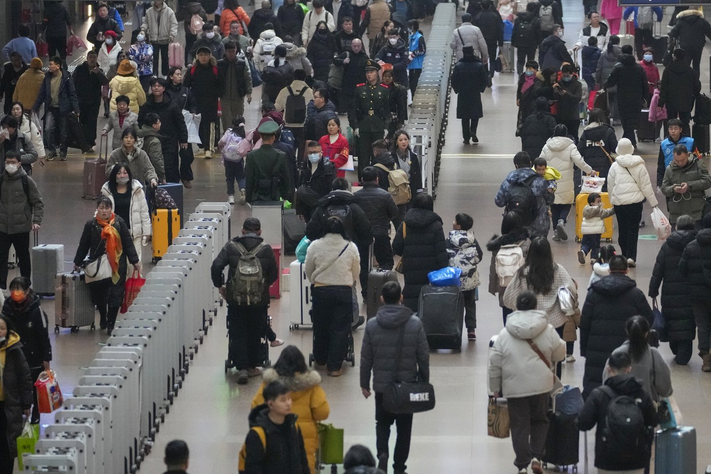 China's Lunar New Year travel rush kicks into high gear with 9 billion trips expected | iNFOnews.ca