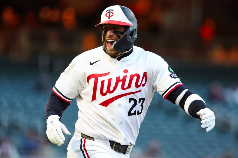 Twins score 6 runs against Valdez in first inning and hold off Tigers 8-6 | iNFOnews.ca