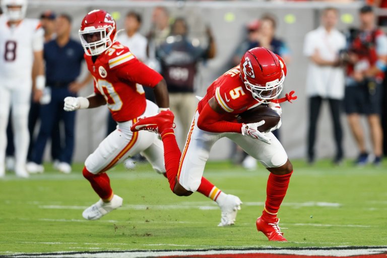 Chiefs first-round pick Mansoor Delane hurts shoulder early, questionable to return vs. Broncos | iNFOnews.ca
