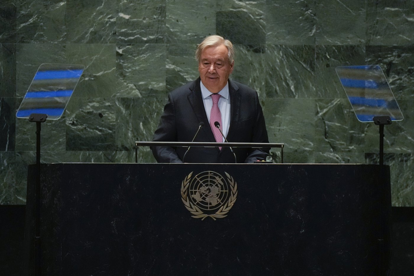 World leaders meet under shadow of global divisions, 3 wars and possible Mideast conflict | iNFOnews.ca