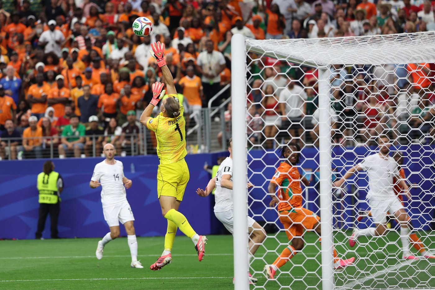 Orjan Nyland's spectacular late save will live in Norwegian lore after World Cup knockout win | iNFOnews.ca