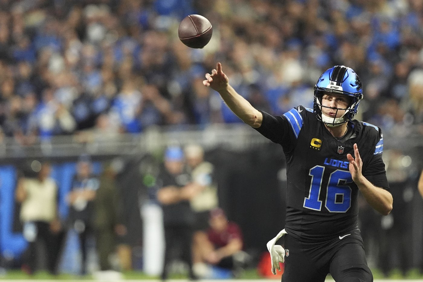 Proline bettors firmly behind Lions, Chiefs in NFL division round playoffs | iNFOnews.ca
