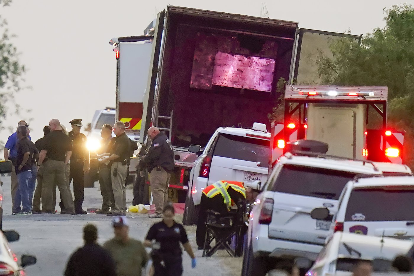 Two men found guilty in smuggling conspiracy where 53 immigrants died in a hot tractor-trailer | iNFOnews.ca