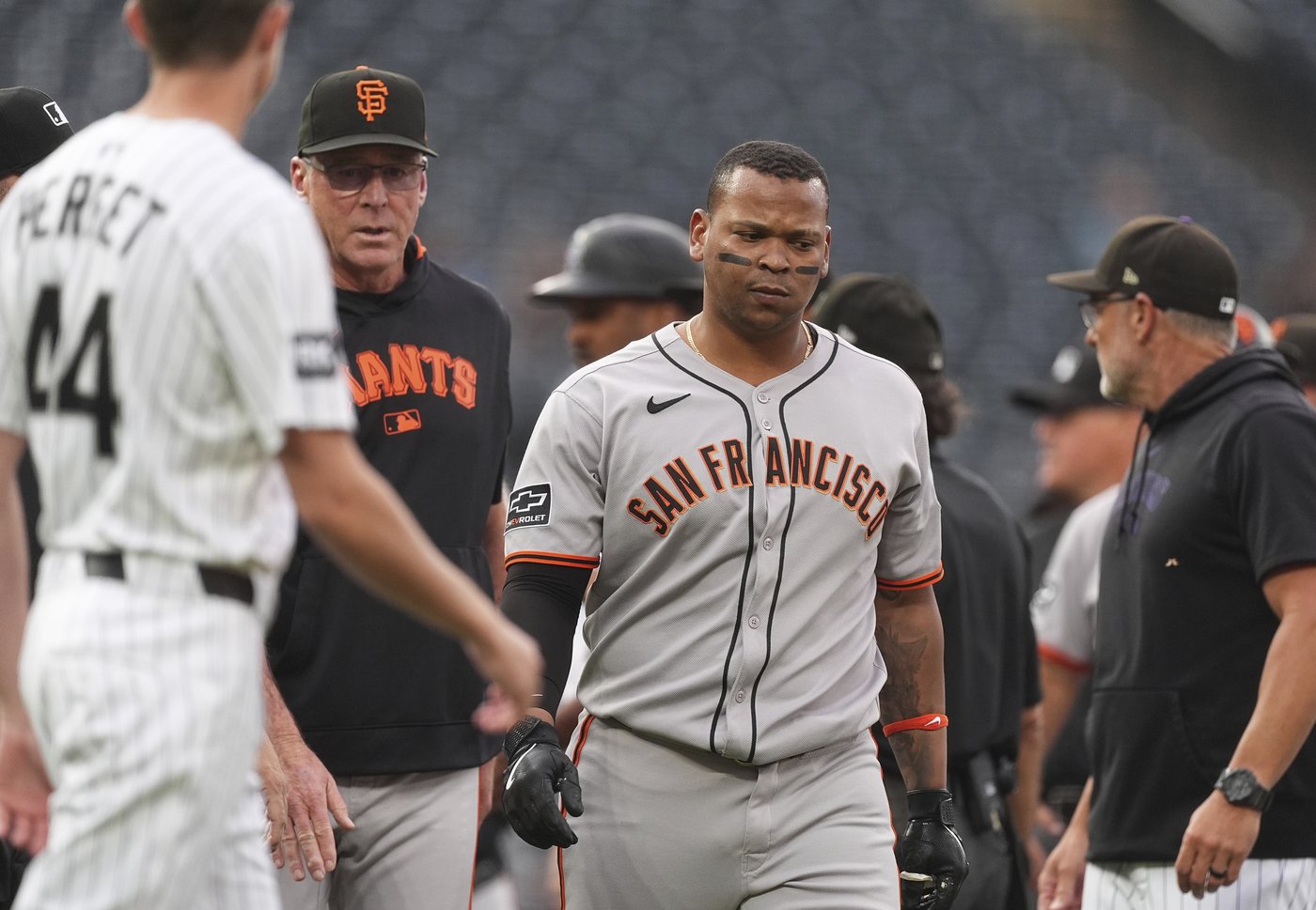 Three ejected in Giants-Rockies game, delaying Rafael Devers' 30th home run trot of season | iNFOnews.ca