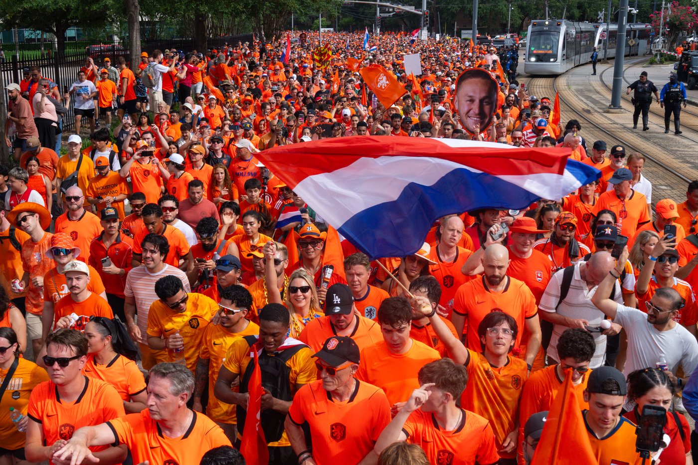 Netherlands and Sweden face off in Houston and other World Cup Day 10 highlights, in photos | iNFOnews.ca
