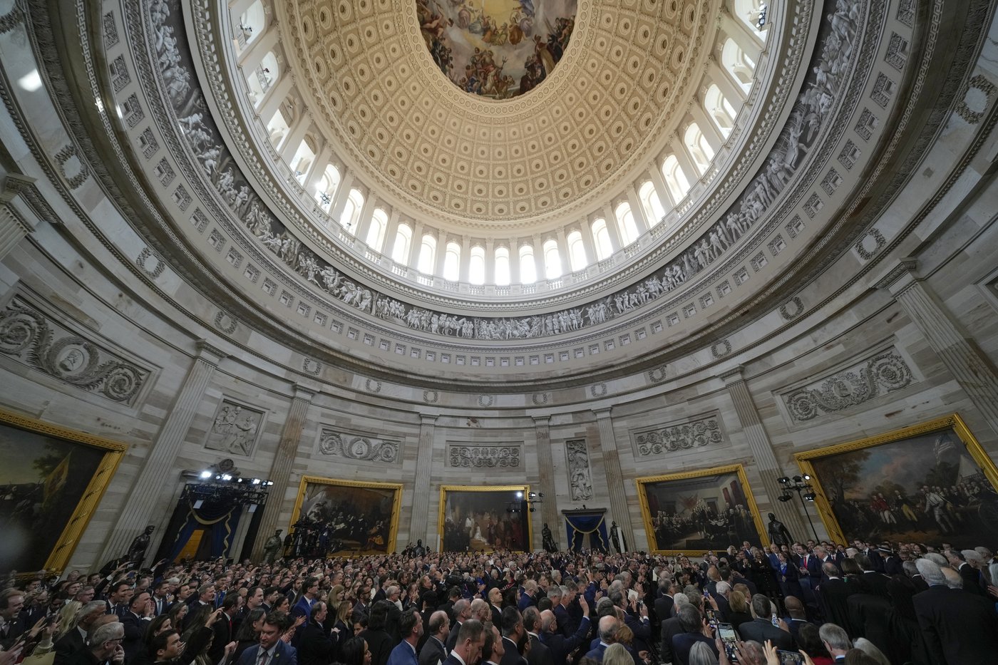 Trump, in his inaugural address, rips into the country's past leaders and makes sweeping promises | iNFOnews.ca Trump, in his inaugural address, rips into the country's past leaders and makes sweeping promises | iNFOnews.ca