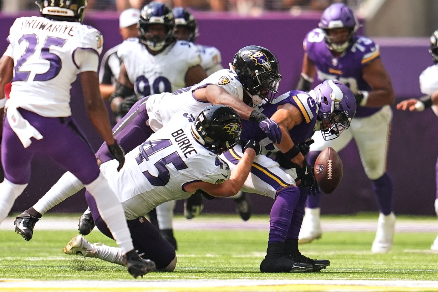 Vikings WR Jeshaun Jones gets a 3-game suspension for violating the NFL's substance abuse policy | iNFOnews.ca