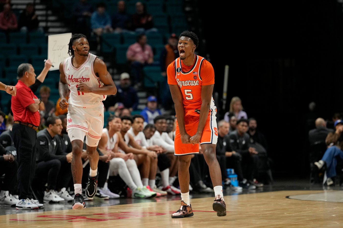 Sharp and Uzan shine in OT as No. 3 Houston outlasts Syracuse 78-74 at Players Era | iNFOnews.ca Sharp and Uzan shine in OT as No. 3 Houston outlasts Syracuse 78-74 at Players Era | iNFOnews.ca