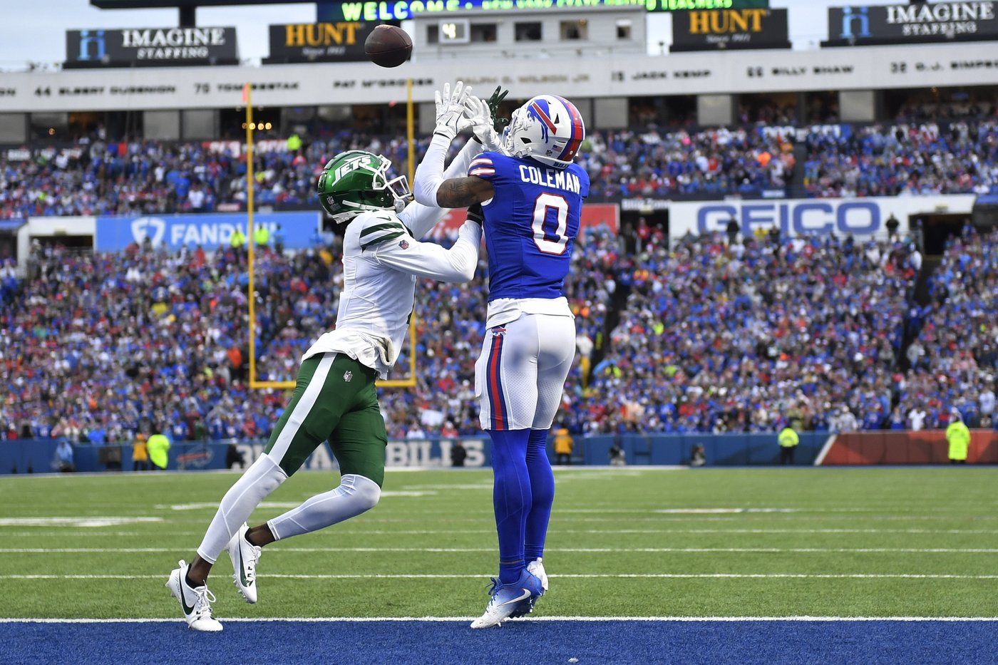 Jets' Gardner to sit out vs. Dolphins with hamstring injury. Sherwood voted team MVP | iNFOnews.ca Jets' Gardner to sit out vs. Dolphins with hamstring injury. Sherwood voted team MVP | iNFOnews.ca