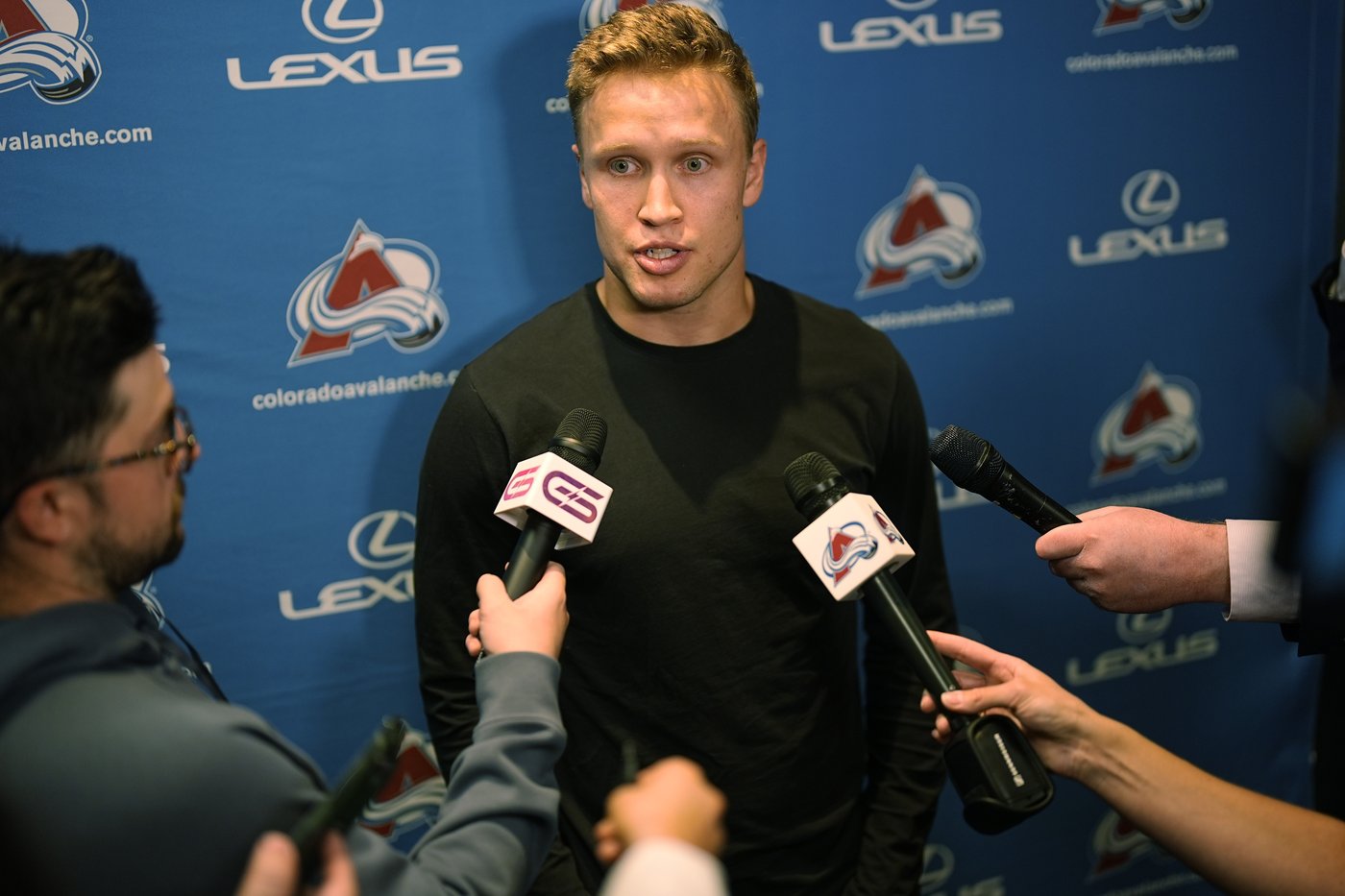 Avs forward Logan O'Connor signs 6-year extension to stay with the team through 2030-31 season | iNFOnews.ca Avs forward Logan O'Connor signs 6-year extension to stay with the team through 2030-31 season | iNFOnews.ca