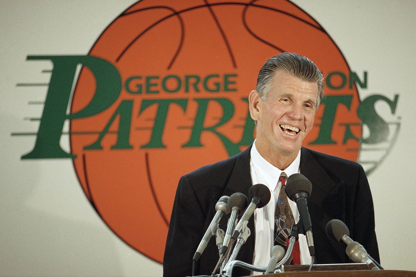 Paul Westhead, champion coach in NBA and WNBA, receives NBCA's Chuck Daly Lifetime Achievement Award | iNFOnews.ca
