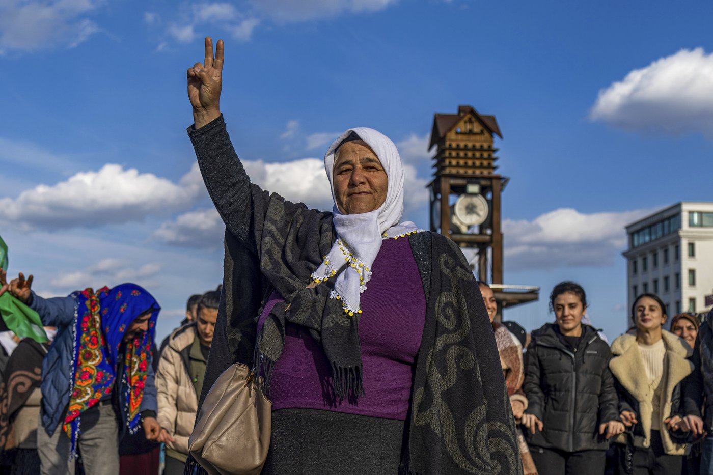 Turkey's Kurds wary of path to peace after PKK declares ceasefire | iNFOnews.ca