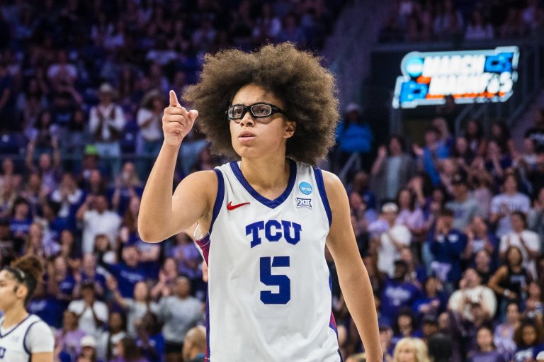 Olivia Miles and TCU women escape with 62-59 OT win over Washington get back to NCAA Sweet 16 | iNFOnews.ca