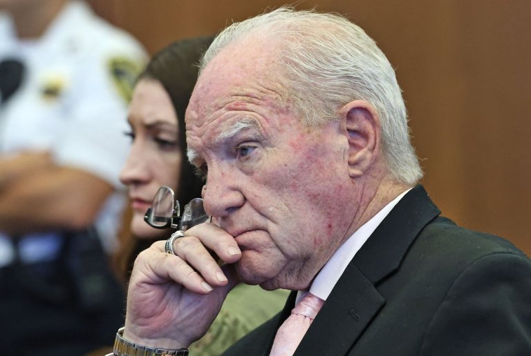 The closely-watched Lindsay Clancy trial ends with one last dramatic moment | iNFOnews.ca