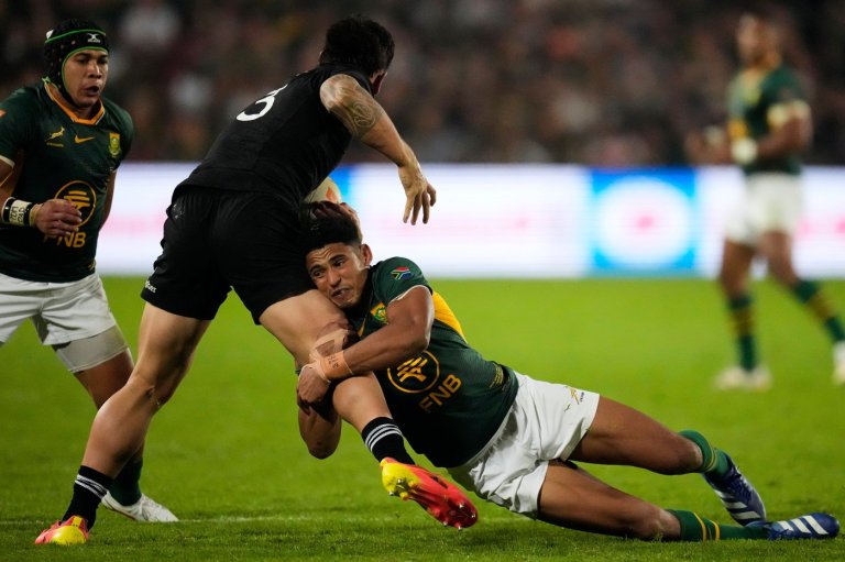 Springboks make two late changes for 2nd test against New Zealand | iNFOnews.ca