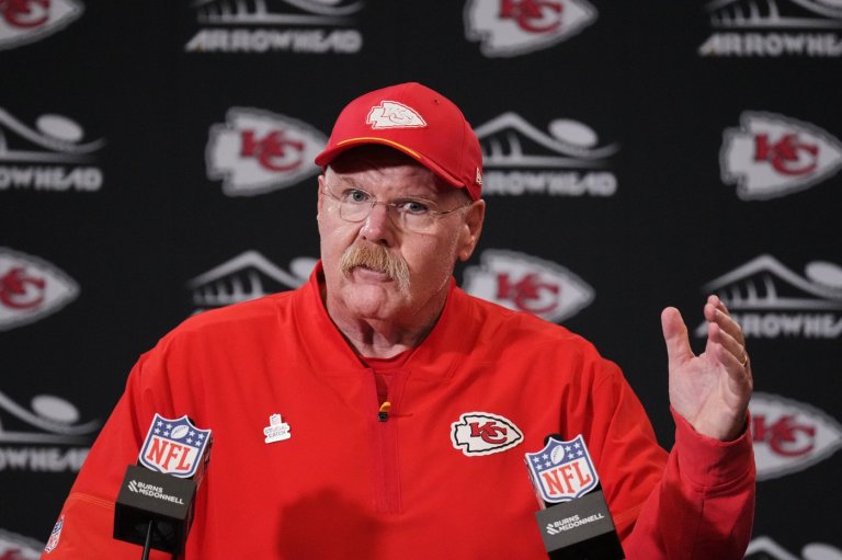 Chiefs place left tackle Josh Simmons on injured reserve with a bulging disk in his lower back | iNFOnews.ca