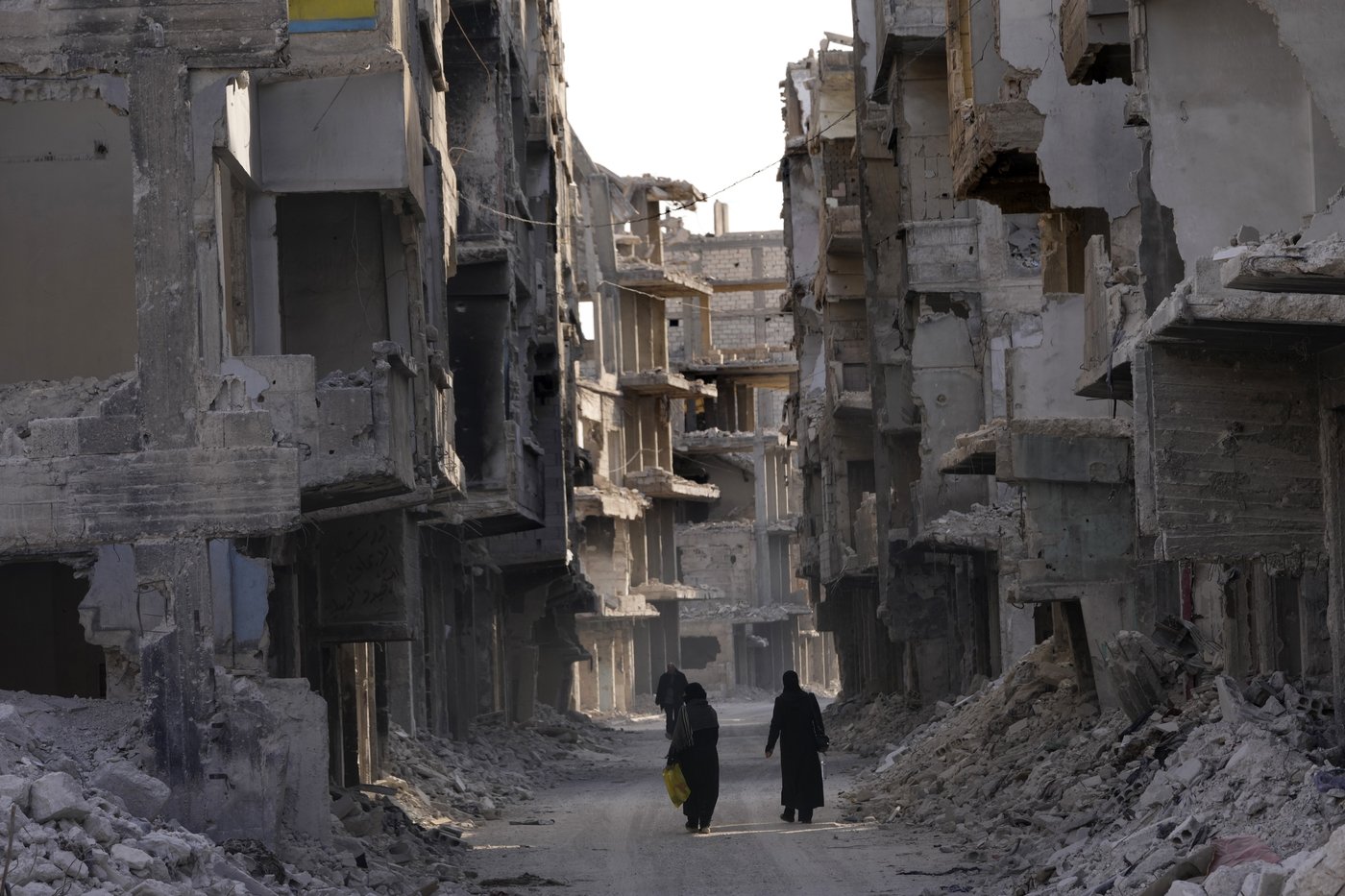 Palestinian refugees return to Yarmouk amid questions about their place in the new Syria | iNFOnews.ca