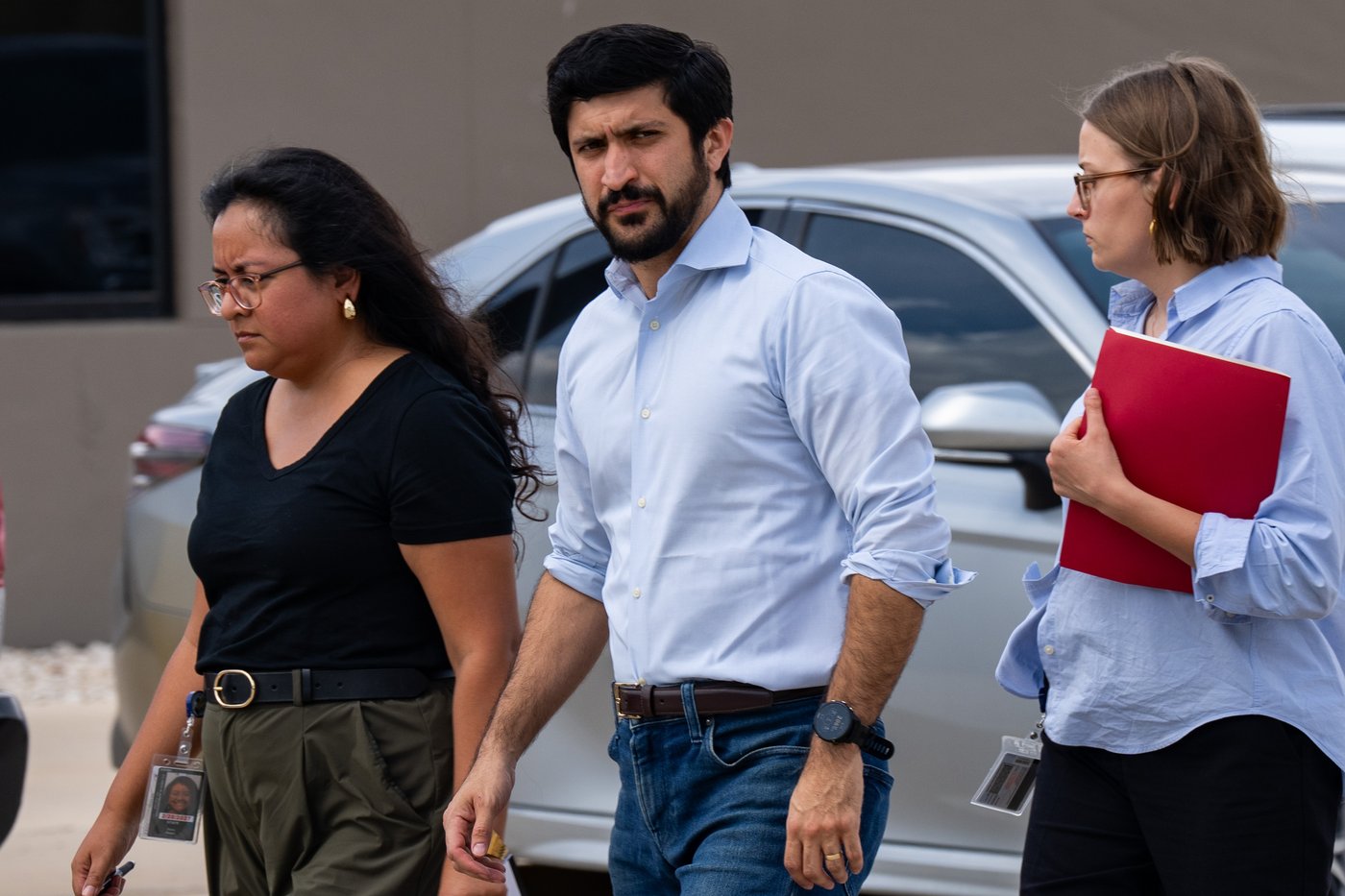 Congressman says Venezuelan man shot by ICE then taken into custody told he needs surgery | iNFOnews.ca Congressman says Venezuelan man shot by ICE then taken into custody told he needs surgery | iNFOnews.ca