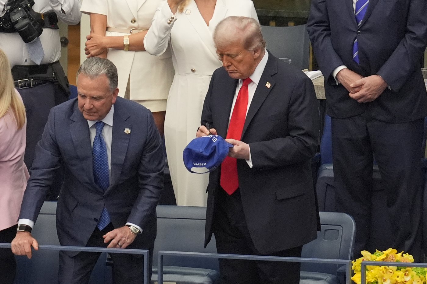 Luke Donald hopes Ryder Cup organizers ready for Trump's presence after delays at U.S. Open tennis | iNFOnews.ca