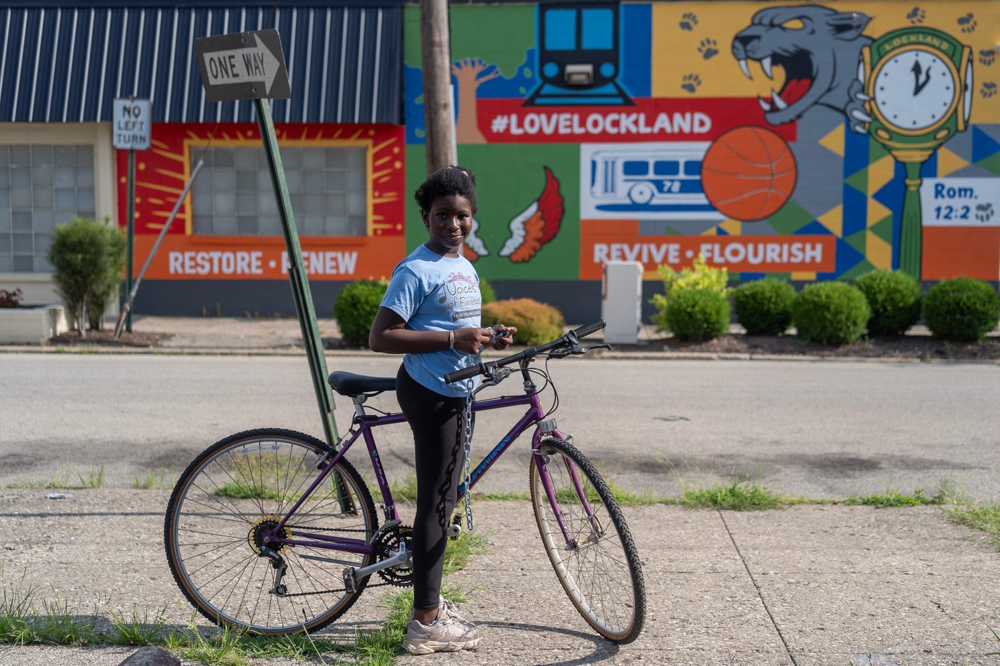 PHOTO ESSAY: A small town on Cincinnati's outskirts is among those transformed by immigration surge | iNFOnews.ca