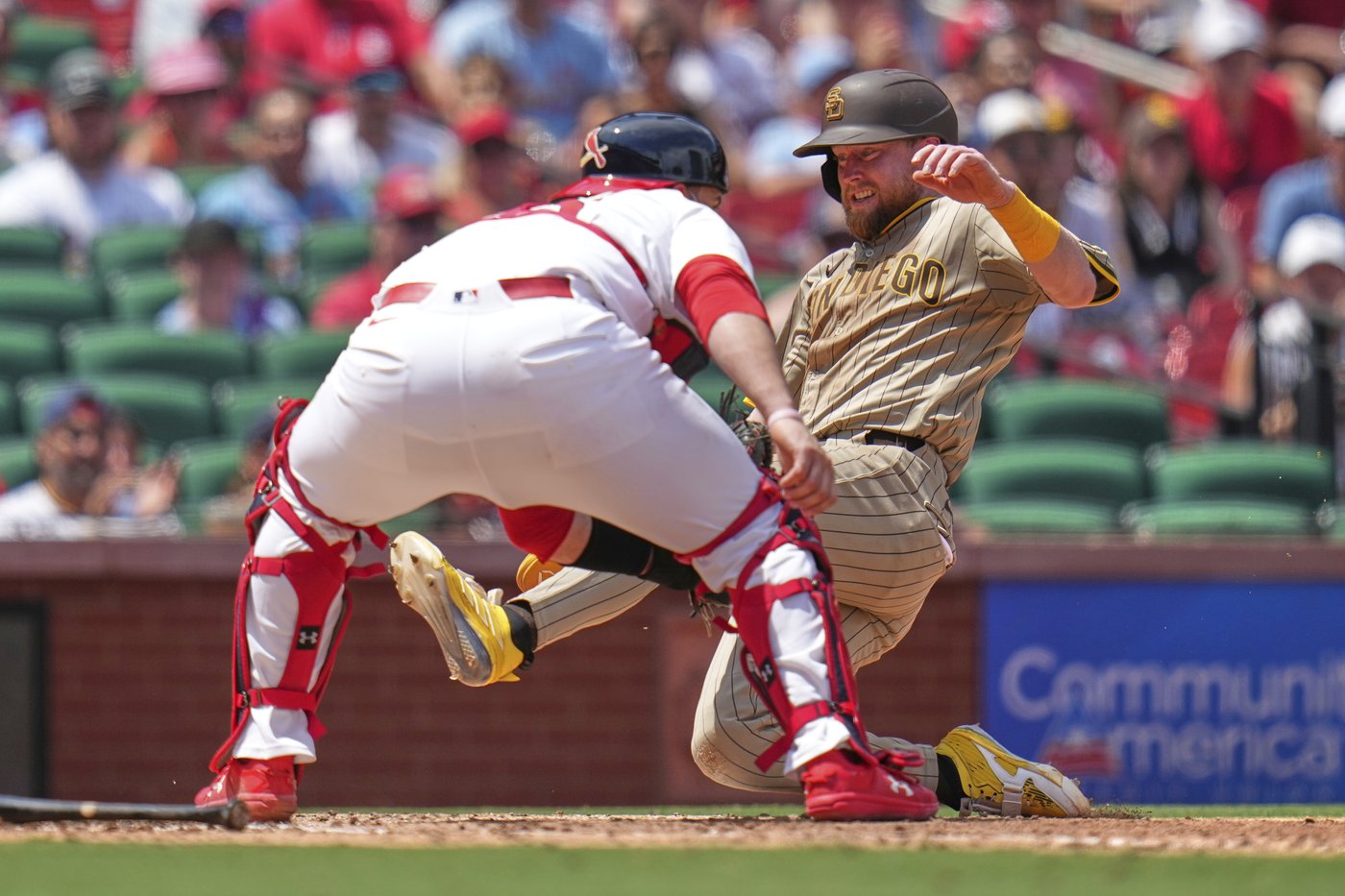Manny Machado has 4 hits, 2 doubles as Padres beat Cardinals 9-2 | iNFOnews.ca