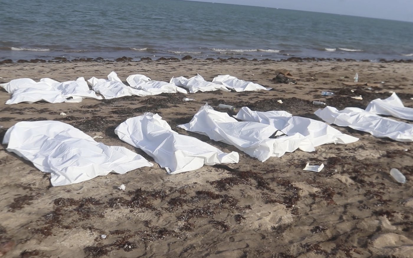 Dozens of migrants still missing off Djibouti's coast after smugglers forced them out of boats | iNFOnews.ca
