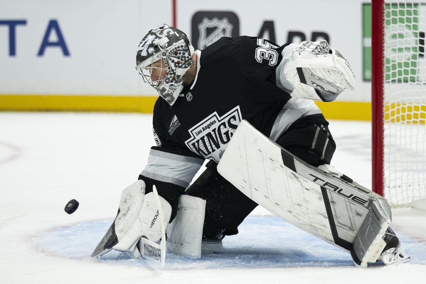 Joel Edmundson scores twice to lead Kings past Utah 3-2 | iNFOnews.ca Joel Edmundson scores twice to lead Kings past Utah 3-2 | iNFOnews.ca