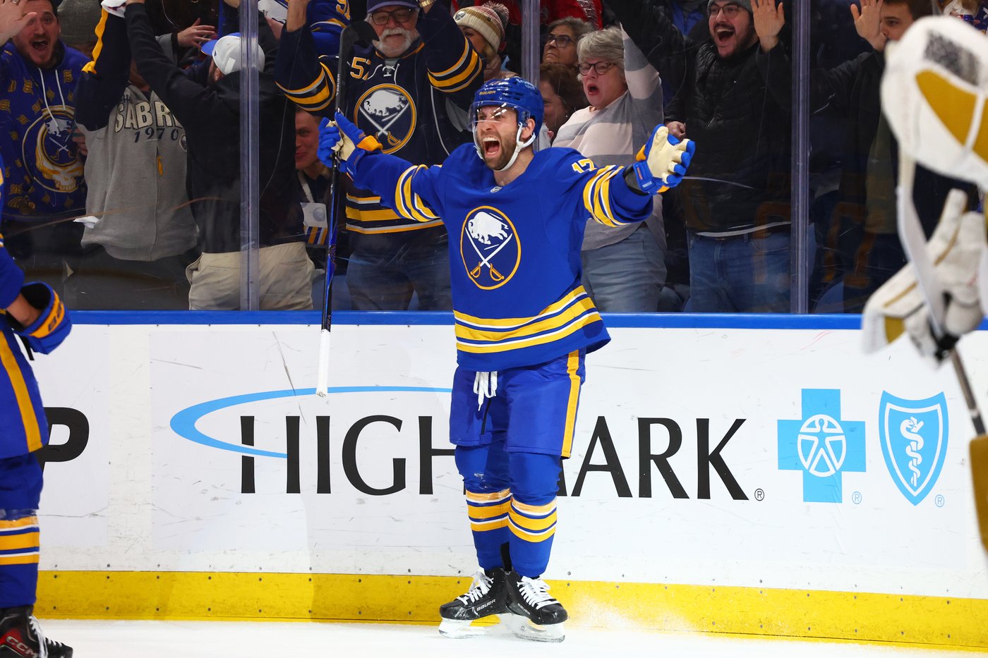 Thompson honored for Olympic gold-medal win, then scores in Sabres' 3-2 victory over Golden Knights | iNFOnews.ca Thompson honored for Olympic gold-medal win, then scores in Sabres' 3-2 victory over Golden Knights | iNFOnews.ca