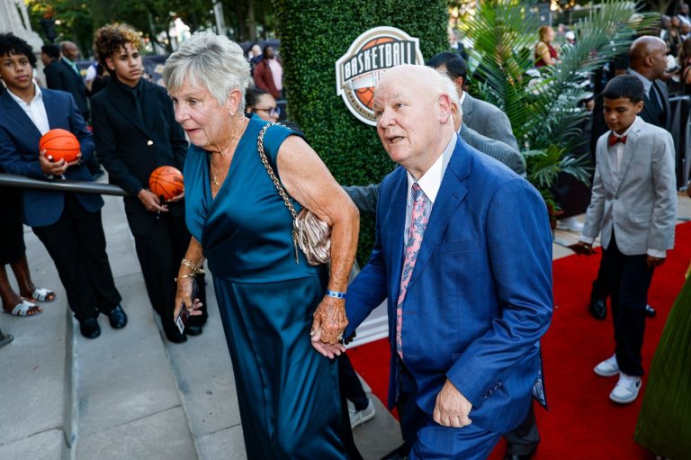 Delle Donne and Parker inducted into the Basketball Hall of Fame in the 2026 class | iNFOnews.ca