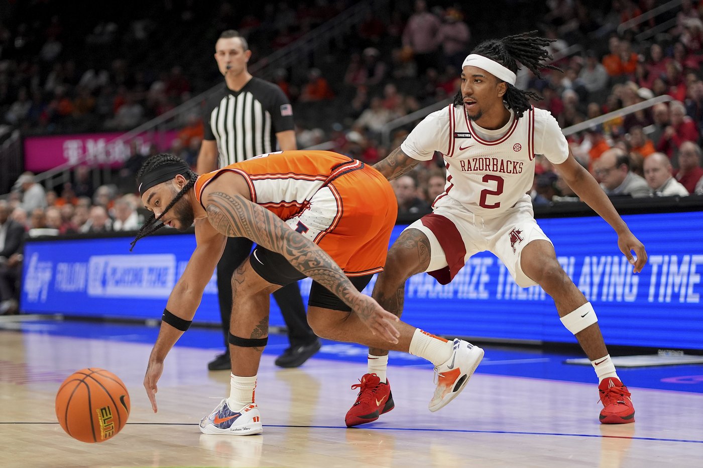 Kasparas Jakucionis scores a season-best 23 points as Illinois tops No. 19 Arkansas 90-77 | iNFOnews.ca Kasparas Jakucionis scores a season-best 23 points as Illinois tops No. 19 Arkansas 90-77 | iNFOnews.ca