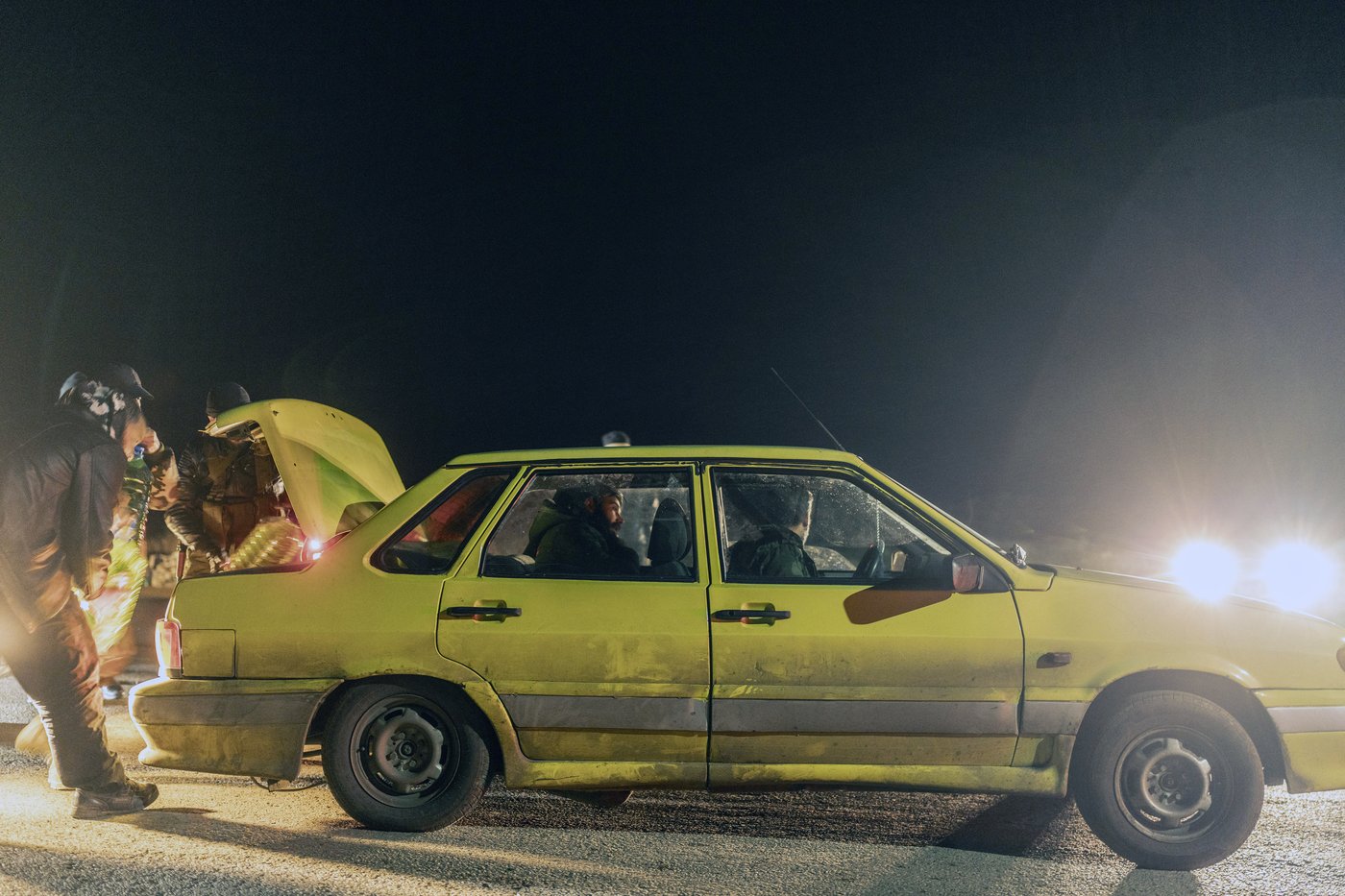 Syria's embassy in Lebanon suspends services as Lebanon hands over former Syrian army officers | iNFOnews.ca Syria's embassy in Lebanon suspends services as Lebanon hands over former Syrian army officers | iNFOnews.ca