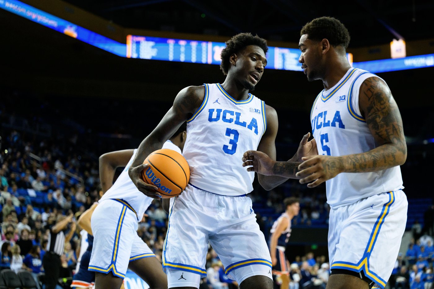 Xavier Booker leads No. 12 UCLA to 74-63 victory over Pepperdine with 15 points | iNFOnews.ca