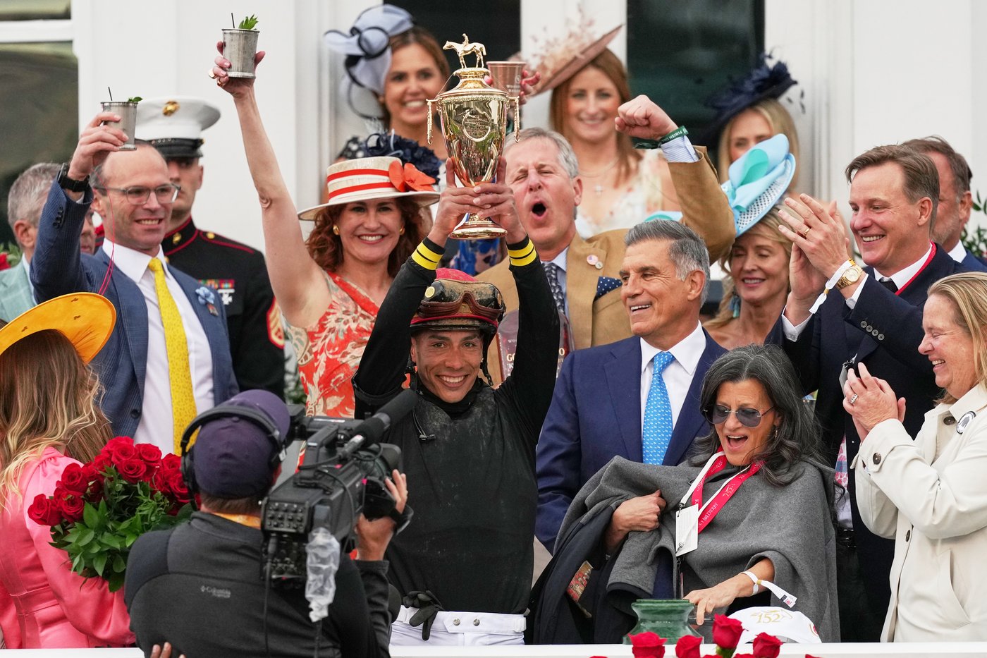Golden Tempo takes the Kentucky Derby as Cherie DeVaux becomes the 1st woman to train its winner | iNFOnews.ca Golden Tempo takes the Kentucky Derby as Cherie DeVaux becomes the 1st woman to train its winner | iNFOnews.ca
