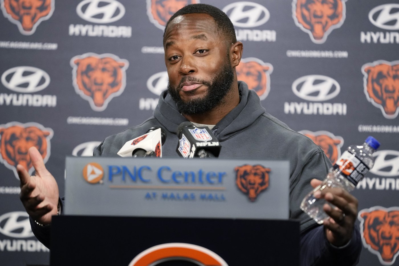 Bears' Eberflus takes responsibility after firing second offensive coordinator in 10 months | iNFOnews.ca
