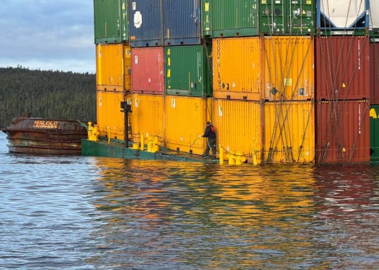 Loaded barge bound for Seattle sinking off central B.C. coast | iNFOnews.ca