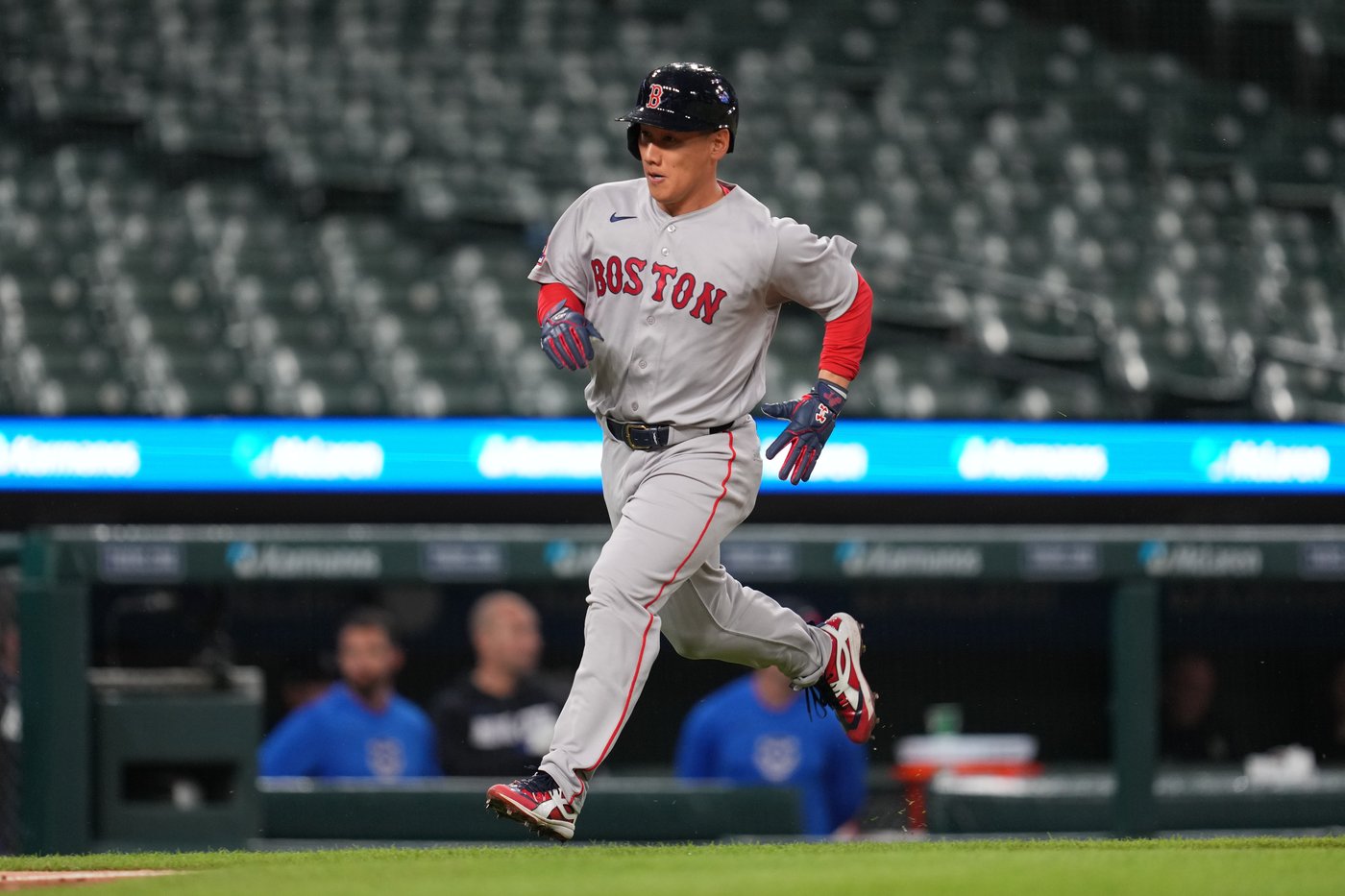 Duran hits 3-run homer, Tolle pitches 7 innings as Red Sox rally past Tigers 5-4 | iNFOnews.ca