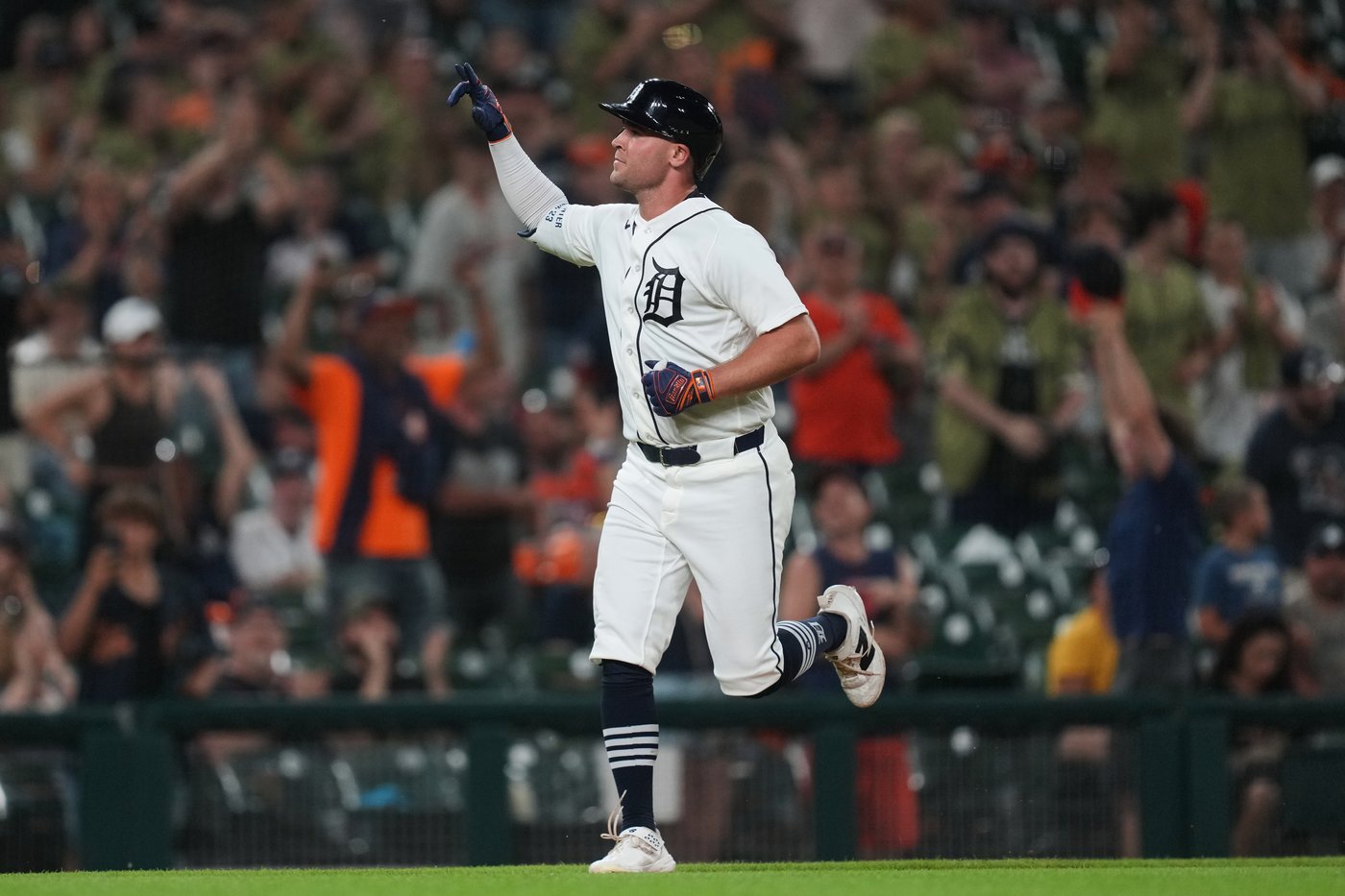 Dingler hits 2 HRs, drives in 4 runs as Tigers outslug Twins 10-4 in game featuring 8 HRs | iNFOnews.ca Dingler hits 2 HRs, drives in 4 runs as Tigers outslug Twins 10-4 in game featuring 8 HRs | iNFOnews.ca