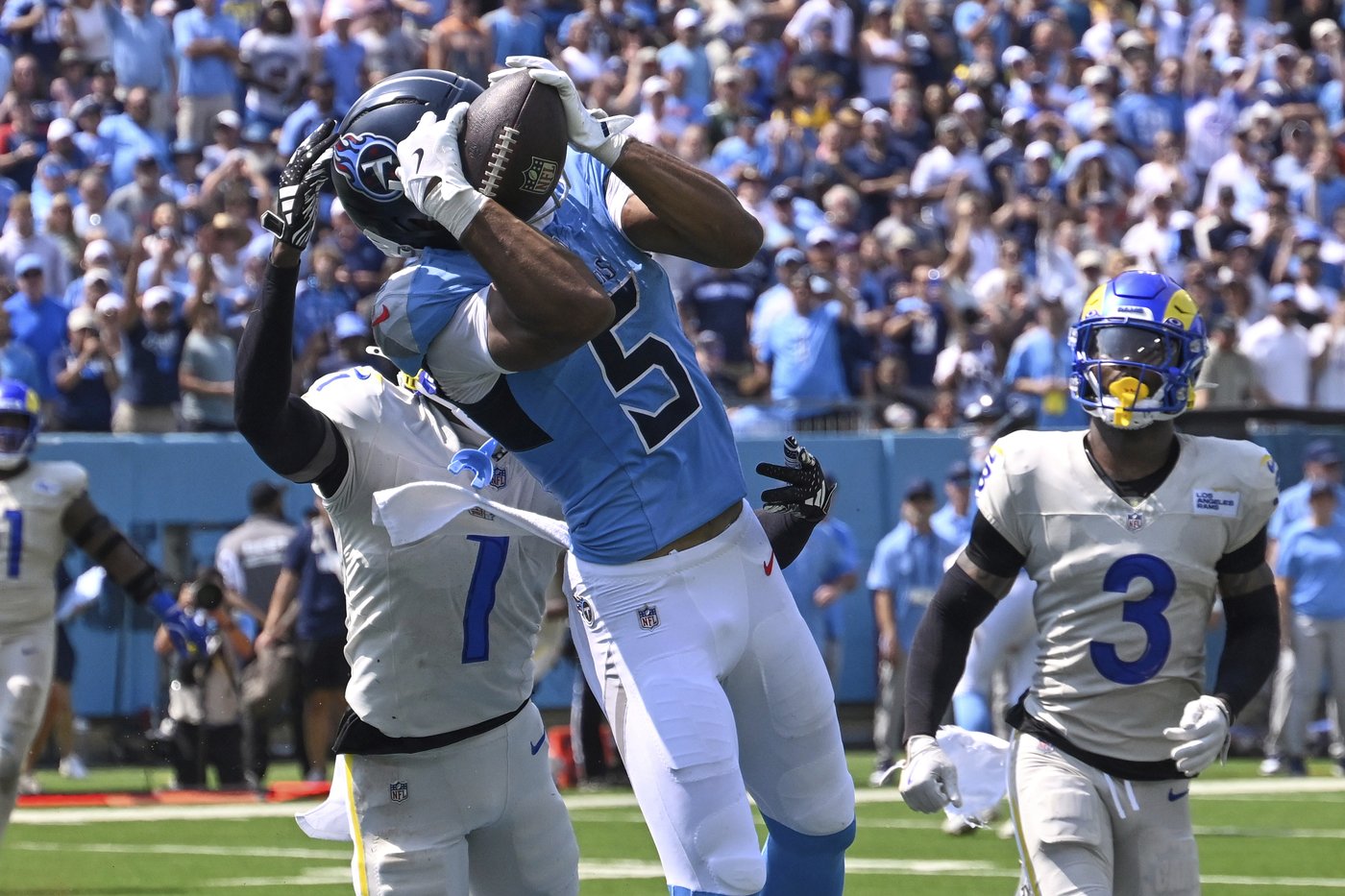 Colts look to extend pair of winning streaks against the winless Titans | iNFOnews.ca Colts look to extend pair of winning streaks against the winless Titans | iNFOnews.ca