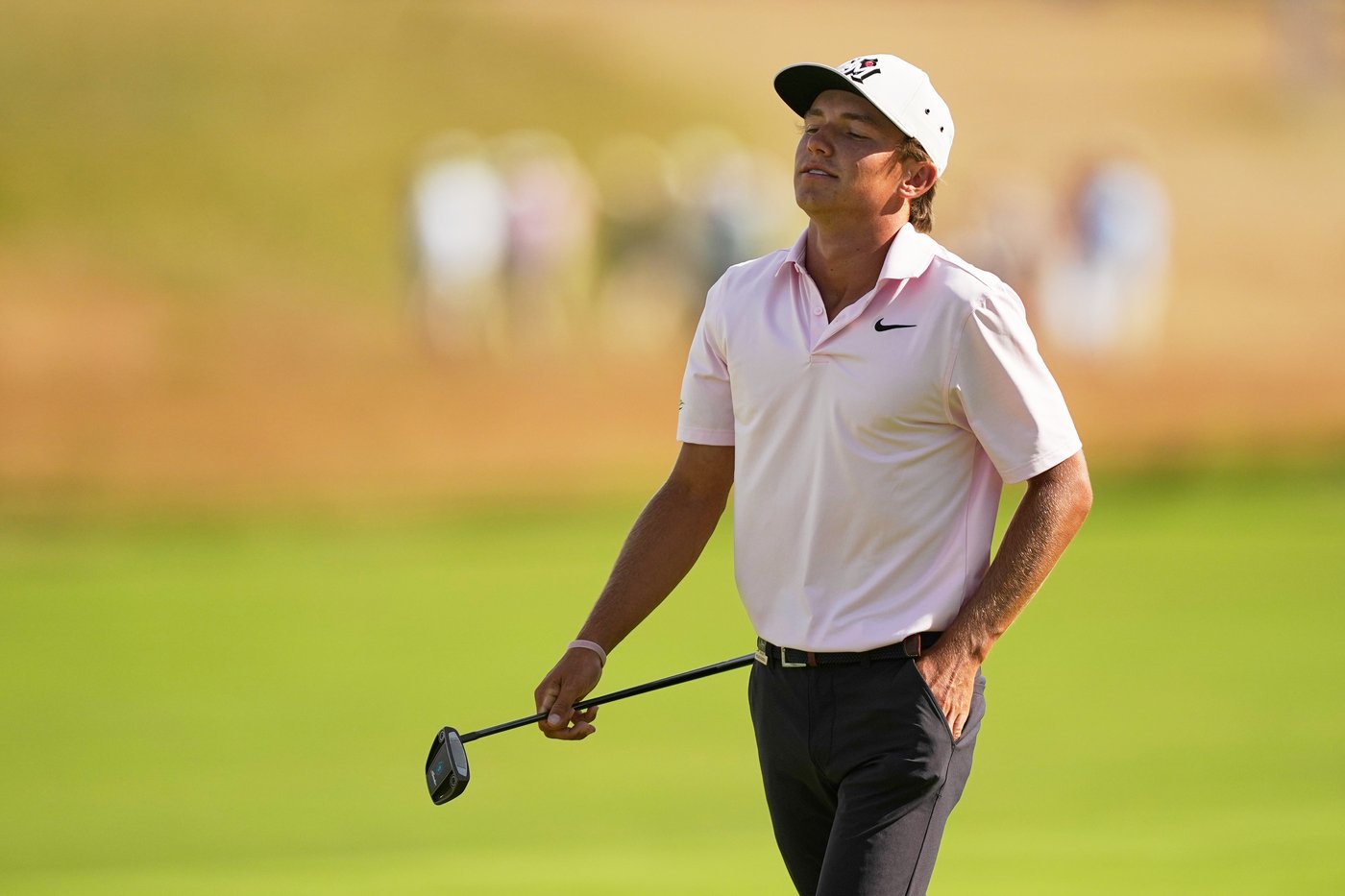 Miles Russell, 17, has his dad caddie to finish his US Open debut in a Father's Day surprise | iNFOnews.ca Miles Russell, 17, has his dad caddie to finish his US Open debut in a Father's Day surprise | iNFOnews.ca