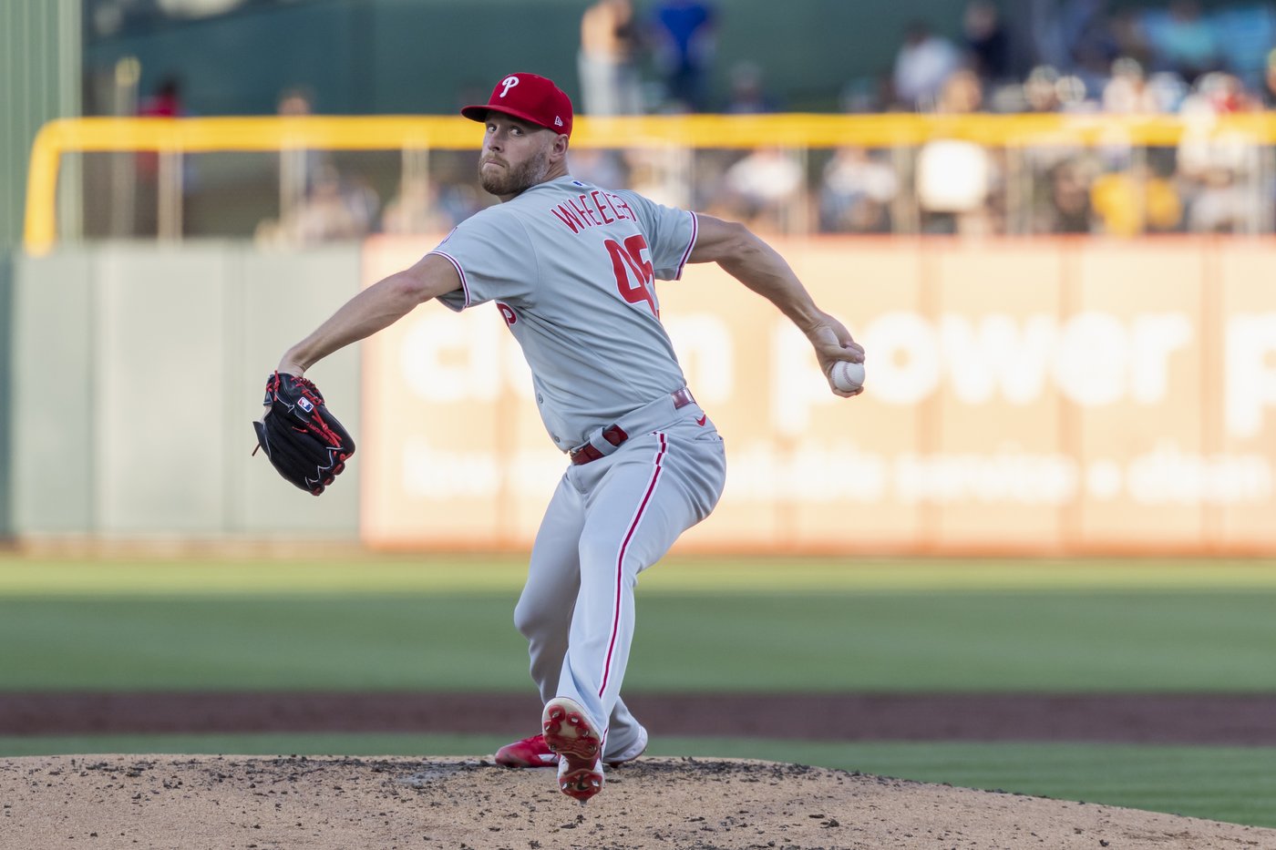 Turner homers, Wheeler strong again and Phillies beat Athletics 4-3 for 8th straight win | iNFOnews.ca